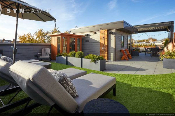 SYNLawn-Chicago-artificial-grass-for-roof-top-rooftop-lounge-area-01